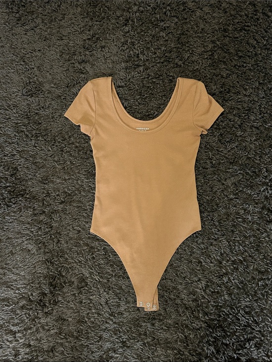 American Eagle Outfitters Tops - American Eagle Outfitters Camel Ribbed Short Sleeve Bodysuit